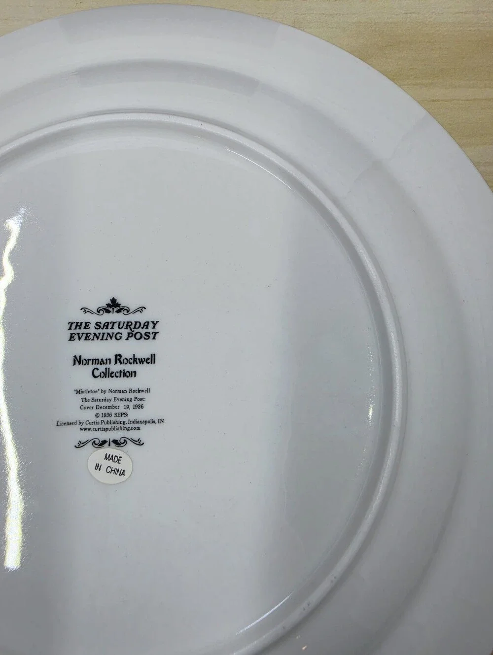 Saturday Evening Post Plaid Dinner Plate Norman Rockwell Collection Mistletoe